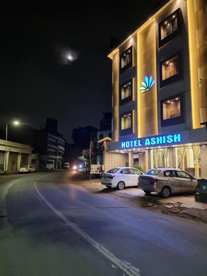 Hotel Ashish Ahmadábád Exteriér fotografie